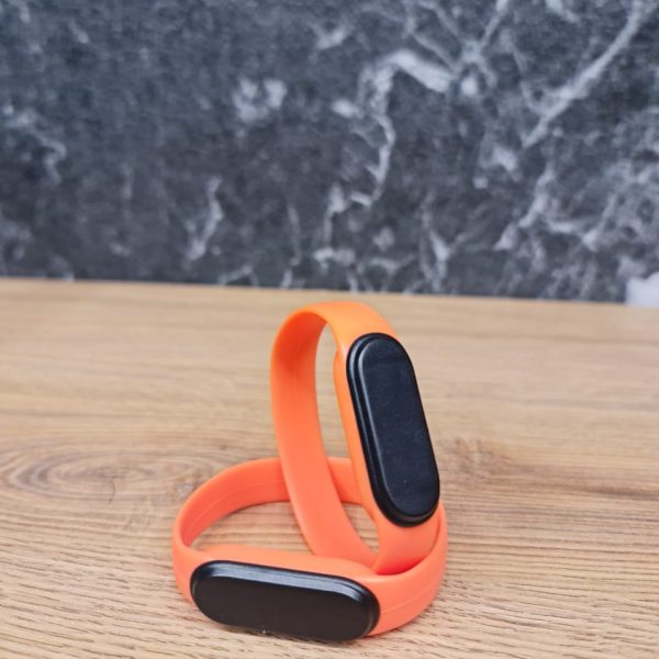 Watch strap 13.56 GHZ